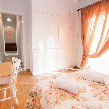 Eva'S Apartment - Corfu Town Екстер'єр фото